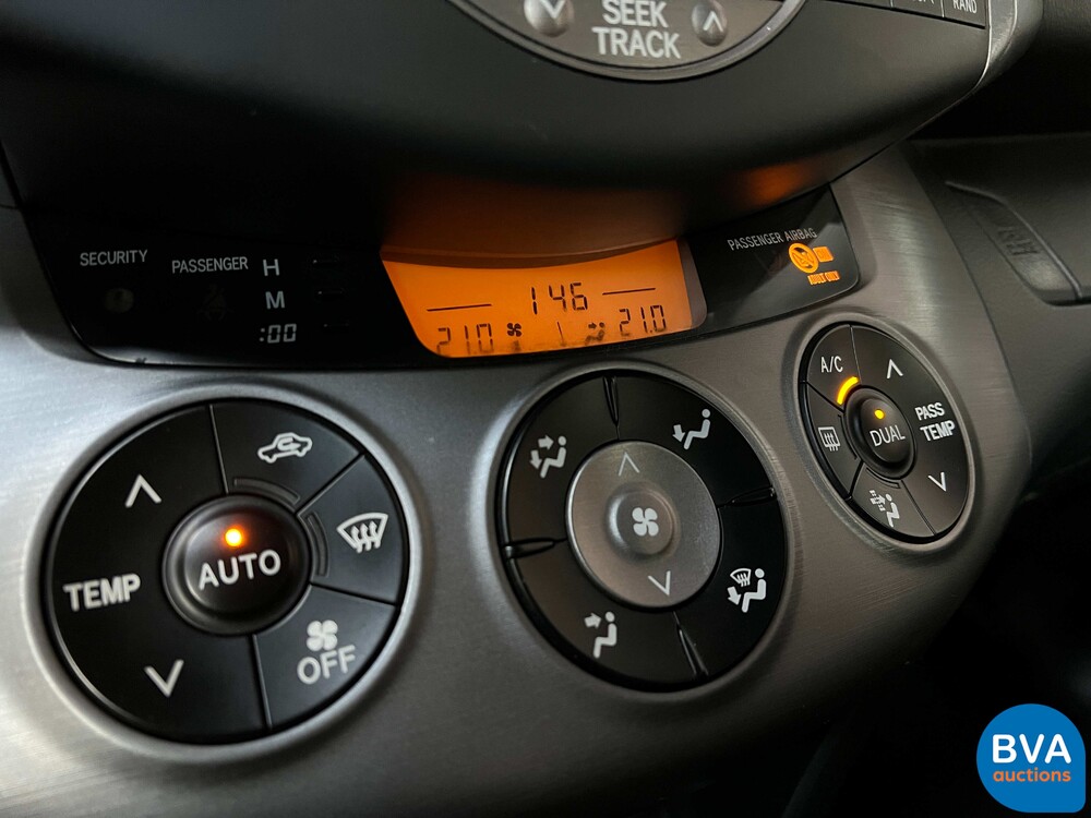 Toyota RAV4 2.2 D-CAT Linea Sol 177PS 2006 -Org. NL-, 41-SP-LK.