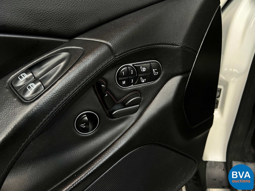 2009 Mercedes-Benz SL500 AMG Cabriolet S65 Look 400 PS.