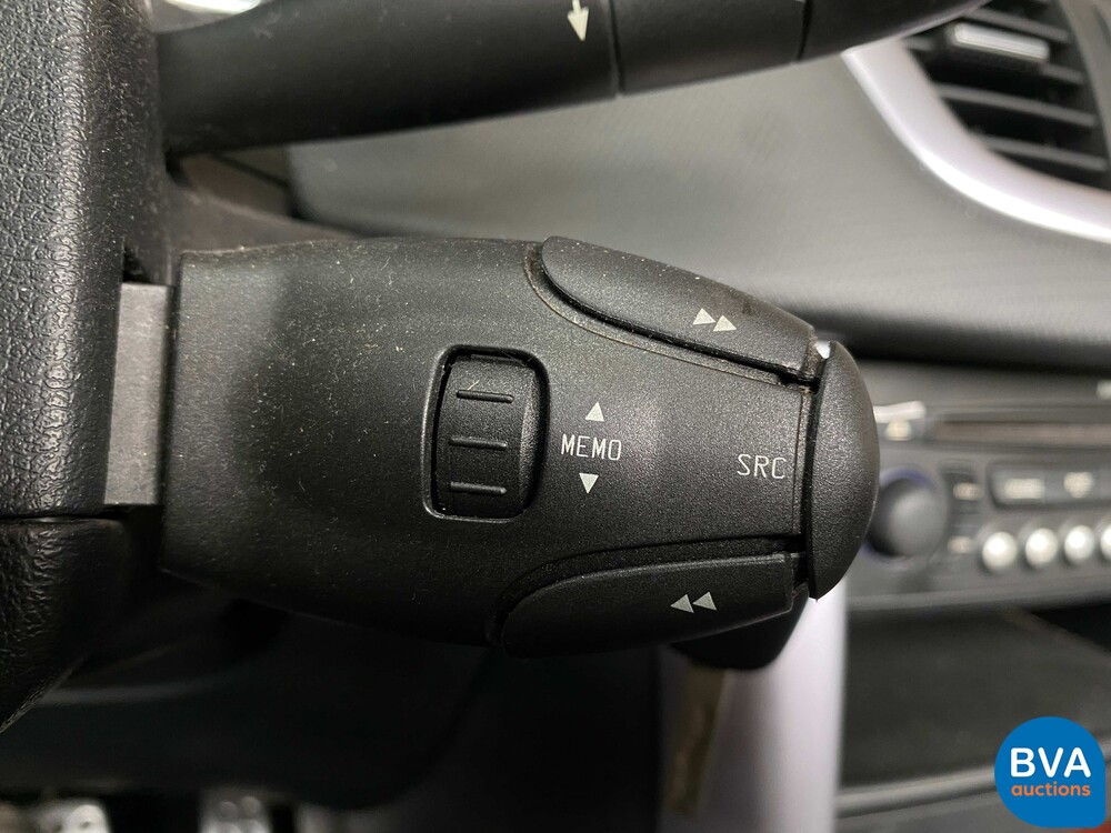 Peugeot 207 CC1.6 VTi 120 PS 2009, ZJ-964-T.