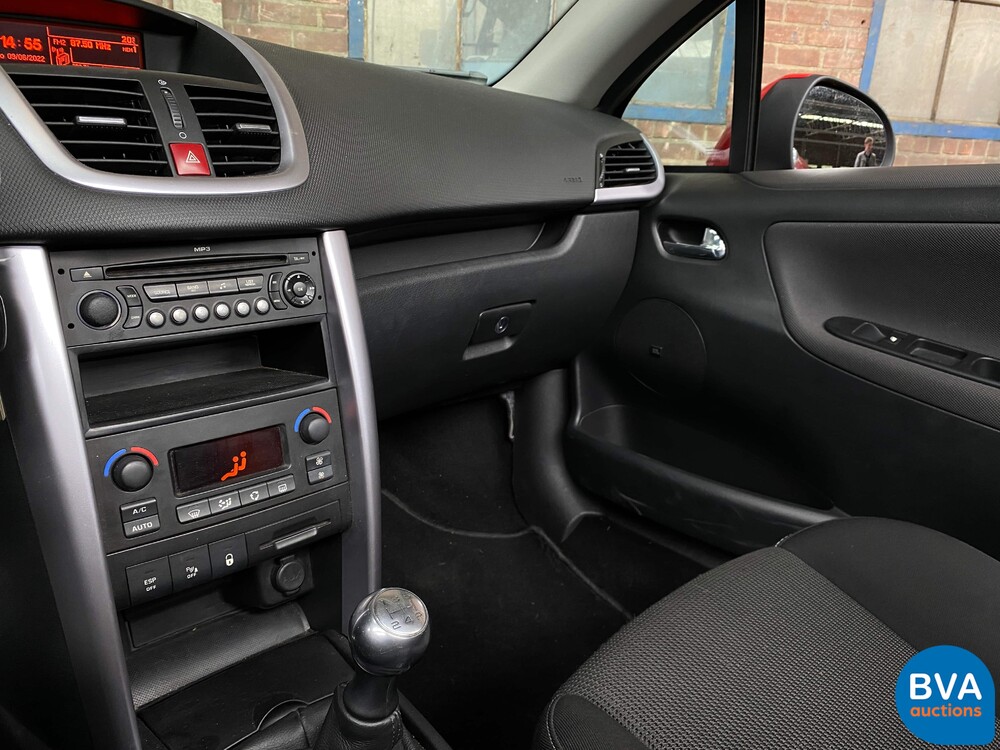 Peugeot 207 CC1.6 VTi 120 PS 2009, ZJ-964-T.