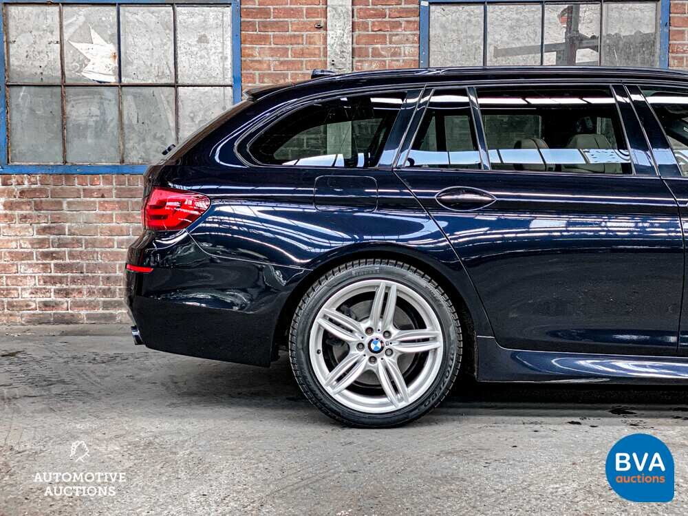 BMW 535d High Executive M-Sport 5er Touring 300PS 2011 -Org. NL-, 66-PFF-9.