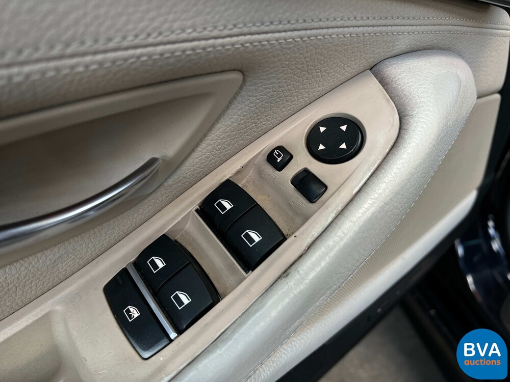 BMW 535d High Executive M-Sport 5er Touring 300PS 2011 -Org. NL-, 66-PFF-9.