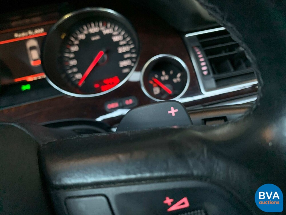 Audi A8 Lang 6.0 W12 Quattro Pro Line 450 PS 2004, 69-RD-NX.