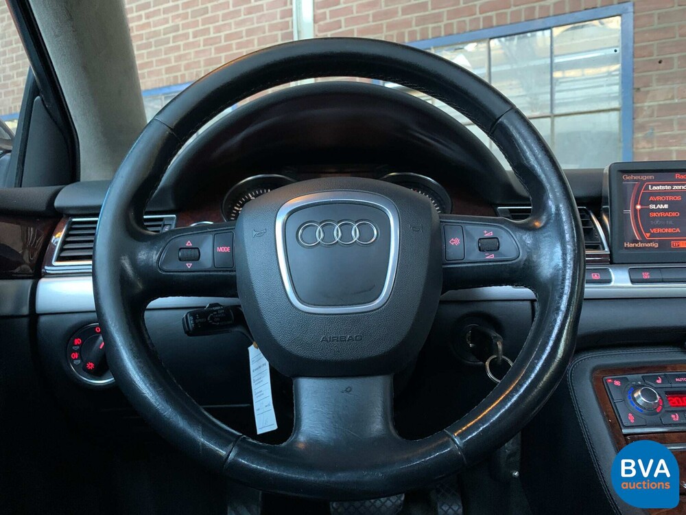 Audi A8 Lang 6.0 W12 Quattro Pro Line 450 PS 2004, 69-RD-NX.