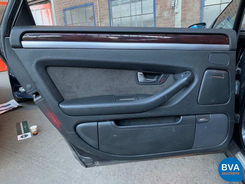 Audi A8 Lang 6.0 W12 Quattro Pro Line 450 PS 2004, 69-RD-NX.