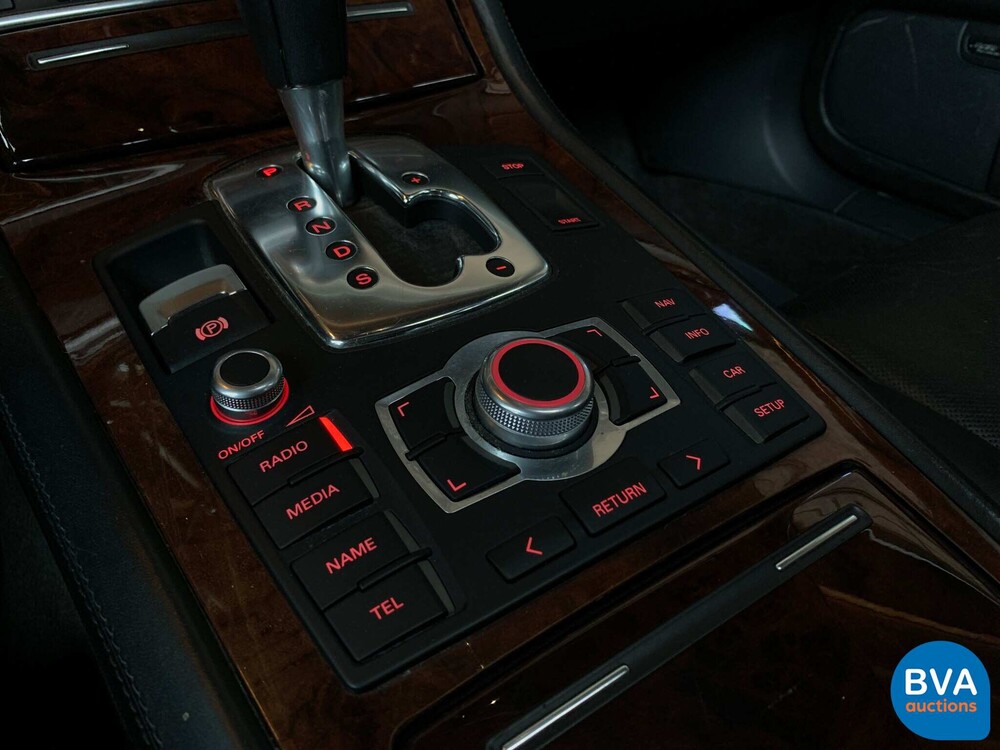 Audi A8 Lang 6.0 W12 Quattro Pro Line 450 PS 2004, 69-RD-NX.