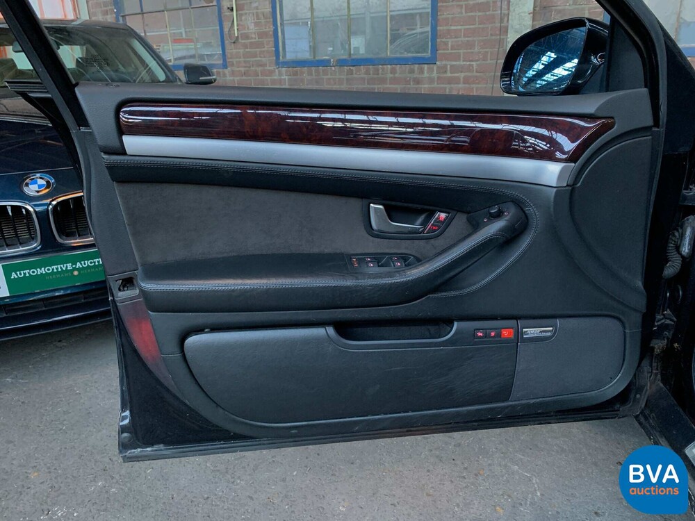 Audi A8 Lang 6.0 W12 Quattro Pro Line 450 PS 2004, 69-RD-NX.