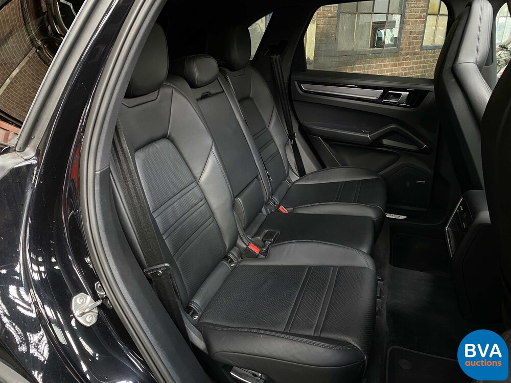 Porsche Cayenne 3.0 -NW MODEL- SportChrono 340pk 2018, SJ-339-X