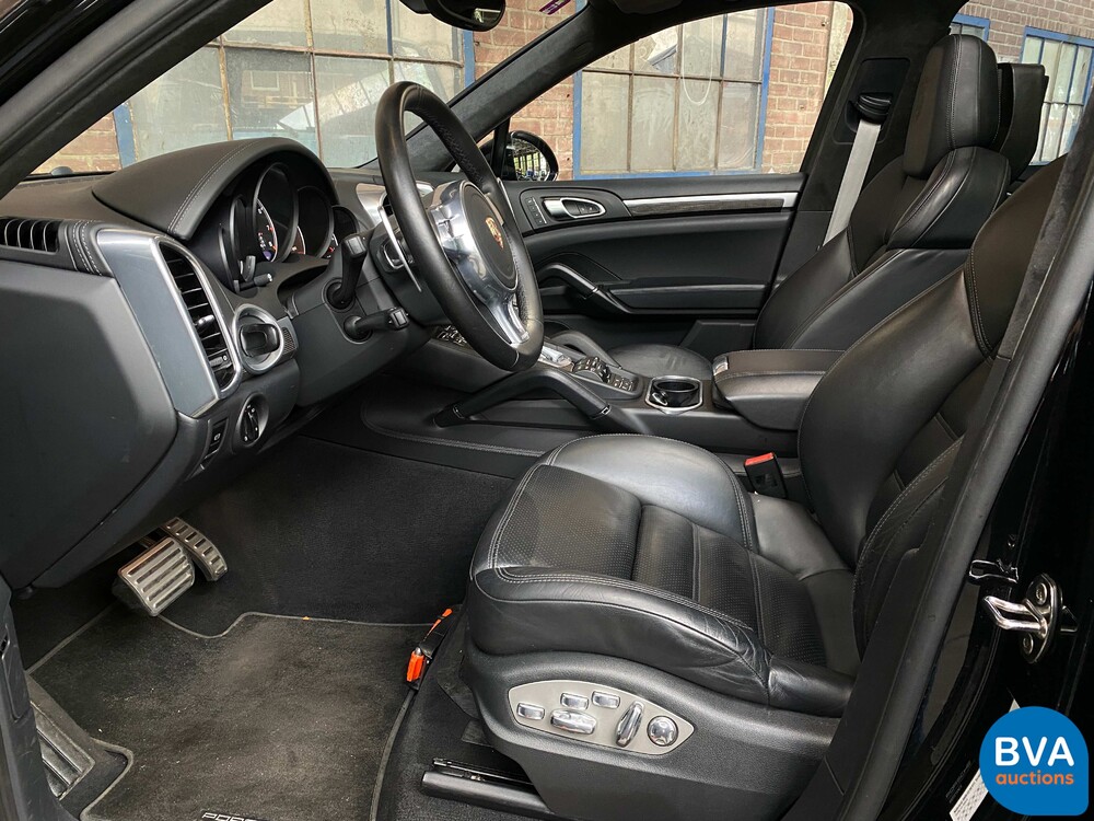 Porsche Cayenne 4.8 Turbo S SportChrono 551PS 2013 -Org. NL-, 7-KPX-58.
