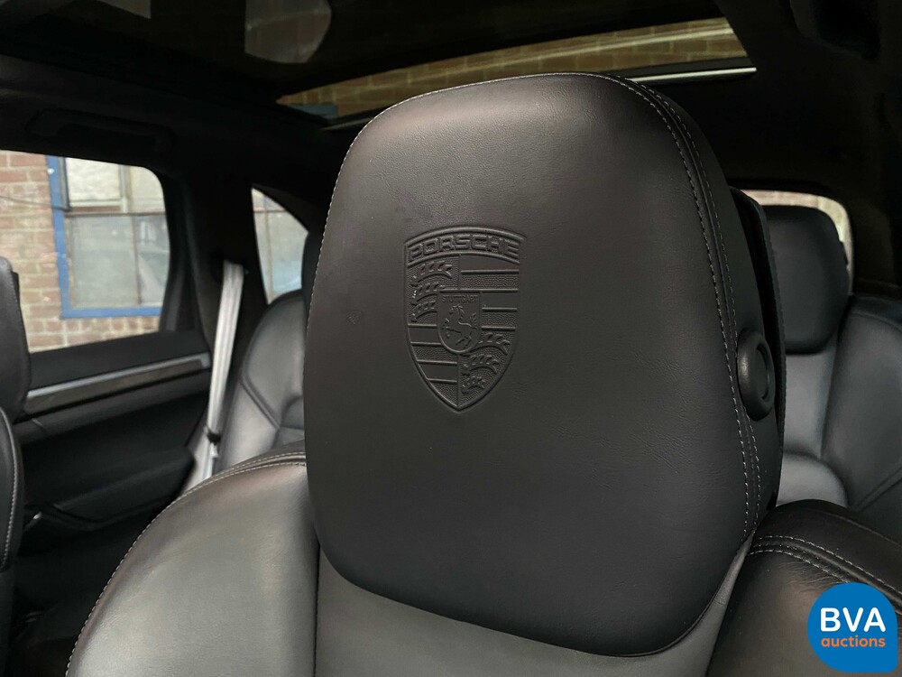 Porsche Cayenne 4.8 Turbo S SportChrono 551PS 2013 -Org. NL-, 7-KPX-58.