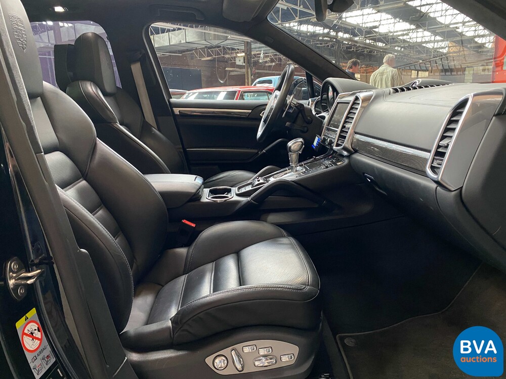 Porsche Cayenne 4.8 Turbo S SportChrono 551PS 2013 -Org. NL-, 7-KPX-58.