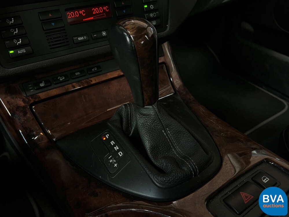 BMW X5 4.4i 286 PS 2003, XR-354-P.