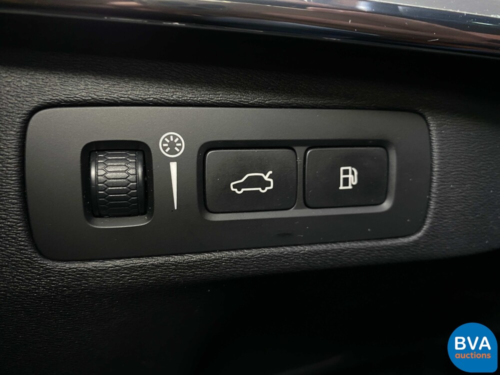 Volvo XC90 2.0 T8 Twin Engine AWD Momentum 395PS 2016 -Org. NL-, KX-086-P.