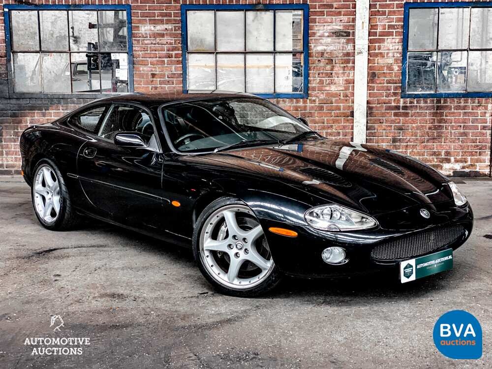Jaguar XKR 4.0 Coupé 363 PS 2001, 48-HNP-2.