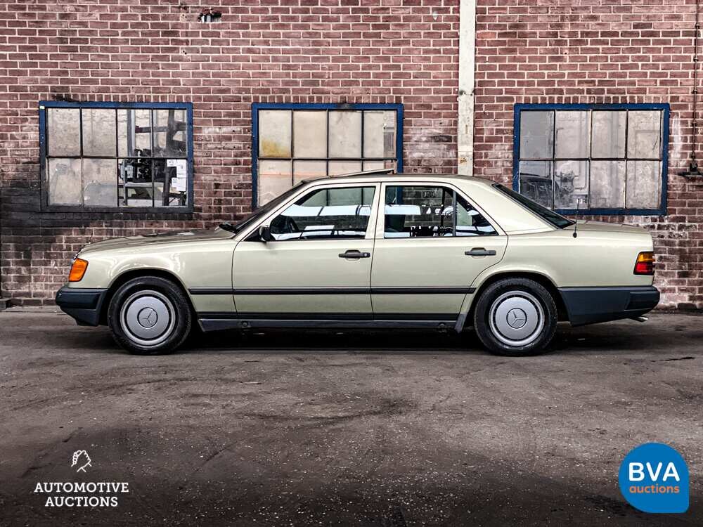 Mercedes-Benz 260E (W124) E-Klasse 160PS 1986, 70-LRN-7.