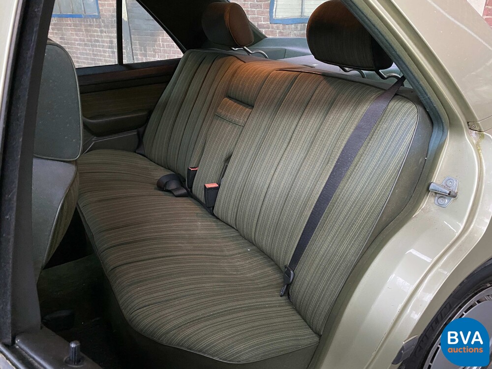 Mercedes-Benz 260E (W124) E-Klasse 160PS 1986, 70-LRN-7.