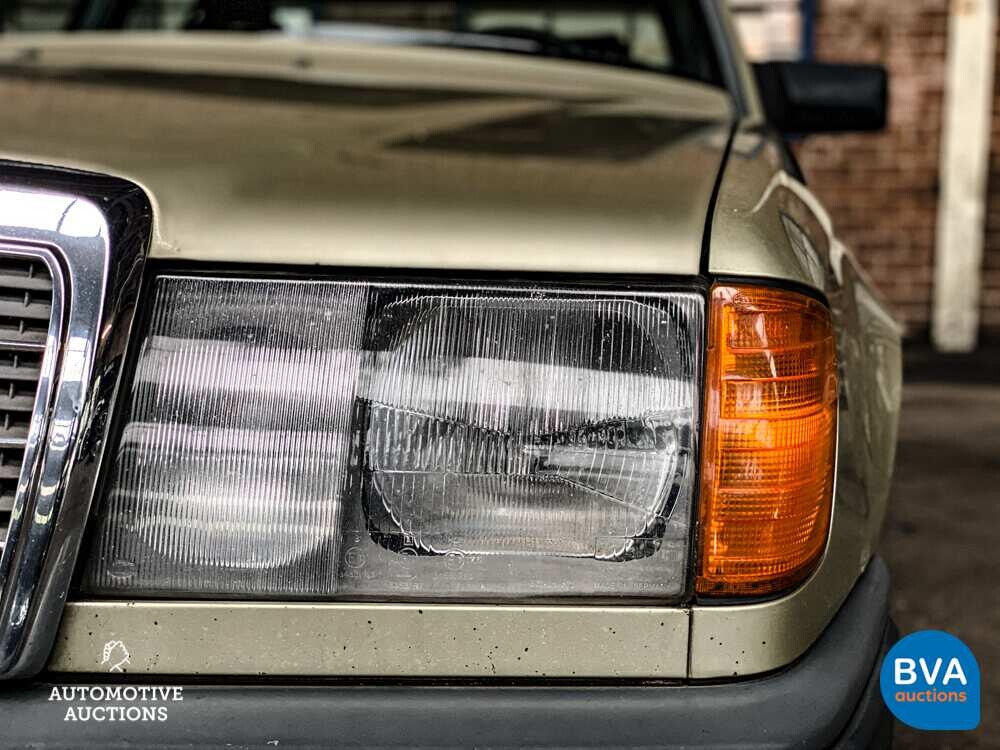 Mercedes-Benz 260E (W124) E-Klasse 160PS 1986, 70-LRN-7.