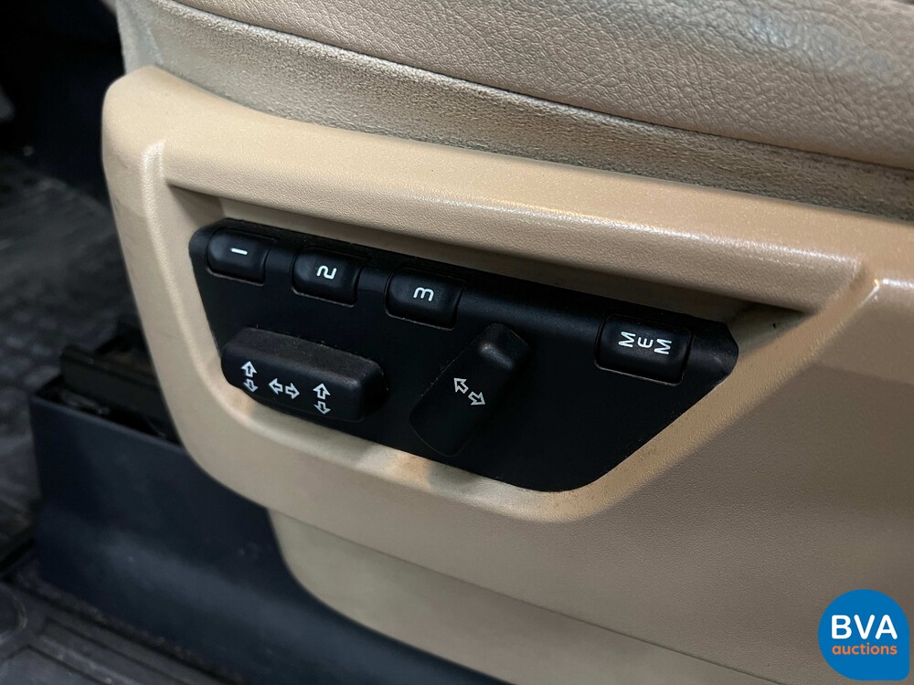 Landrover Discovery 2.7 TdV6 HSE 190PS 2009 -Org. NL-, 20-JJF-4.