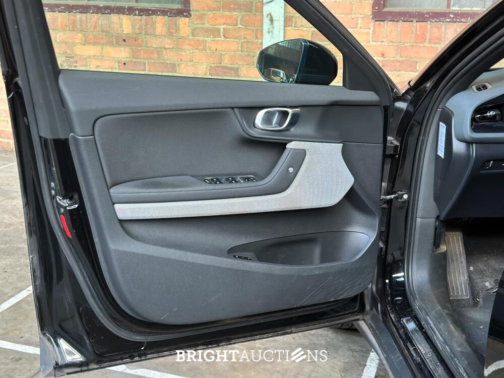 Polestar 2 Long Range Dual Motor Launch Edition 78kWh 408pk 2020 (Origineel-NL + 1e Eigenaar, J-708-ZB