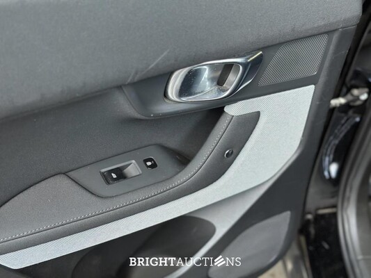 Polestar 2 Long Range Dual Motor Launch Edition 78kWh 408pk 2020 (Origineel-NL + 1e Eigenaar, J-708-ZB