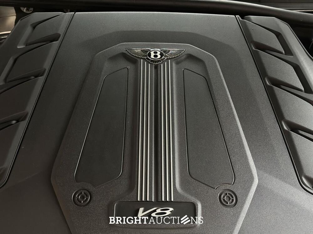 Bentley Bentayga 4.0 V8 First-Edition 550pk 2021