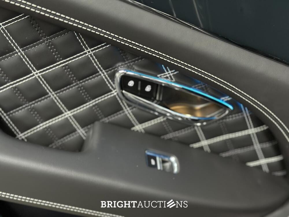 Bentley Bentayga 4.0 V8 First-Edition 550pk 2021
