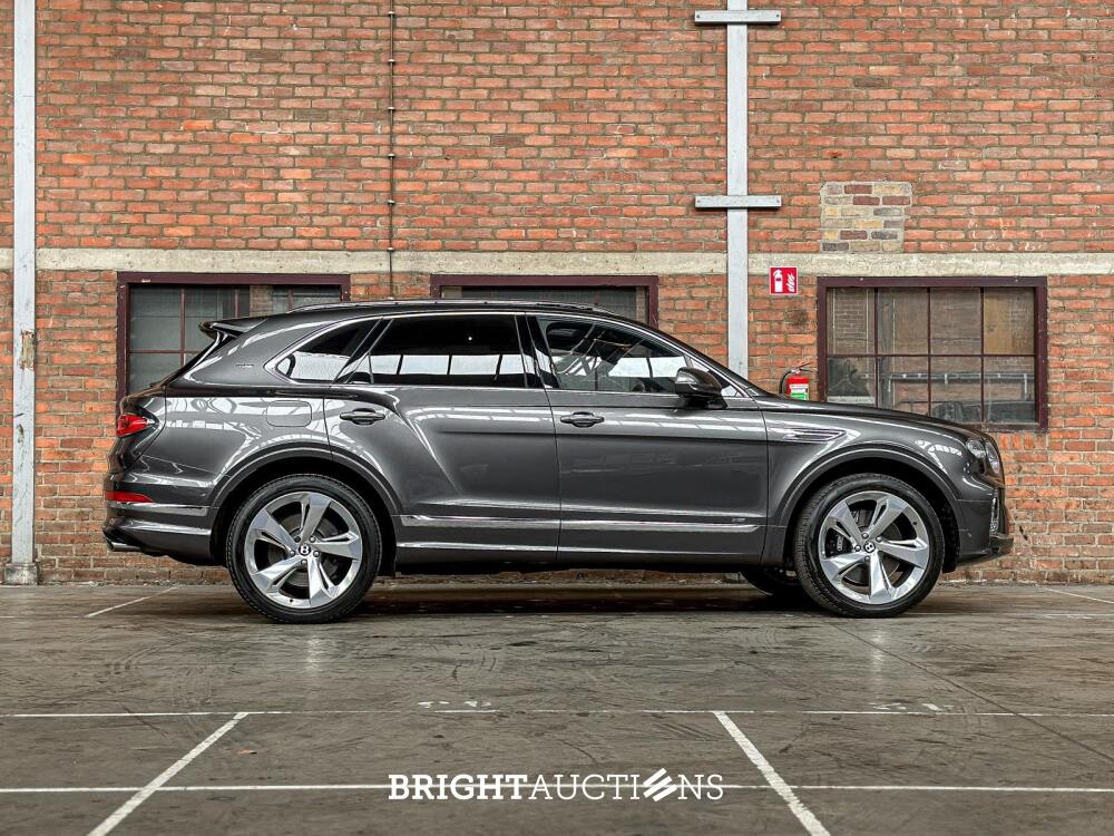 Bentley Bentayga 4.0 V8 First-Edition 550pk 2021