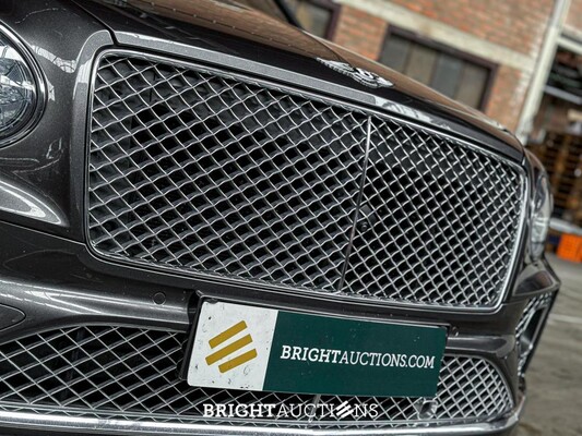 Bentley Bentayga 4.0 V8 First-Edition 550pk 2021