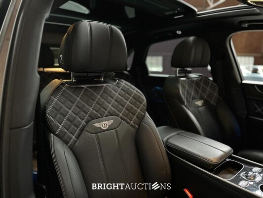 Bentley Bentayga 4.0 V8 First-Edition 550pk 2021