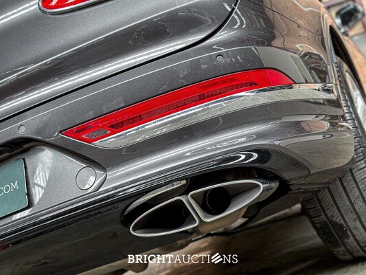 Bentley Bentayga 4.0 V8 First-Edition 550pk 2021