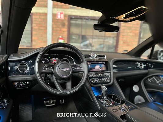 Bentley Bentayga 4.0 V8 First-Edition 550pk 2021