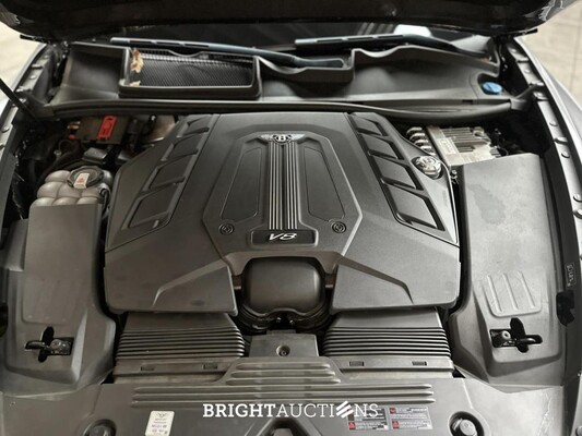 Bentley Bentayga 4.0 V8 First-Edition 550pk 2021