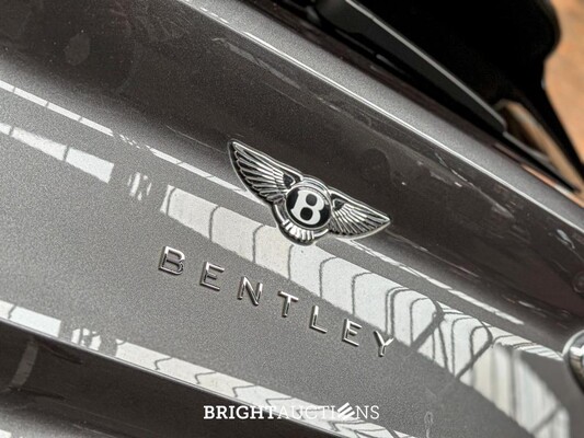 Bentley Bentayga 4.0 V8 First-Edition 550pk 2021