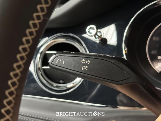 Bentley Bentayga 4.0 V8 First-Edition 550pk 2021