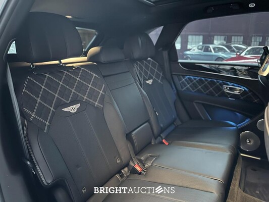 Bentley Bentayga 4.0 V8 First-Edition 550pk 2021
