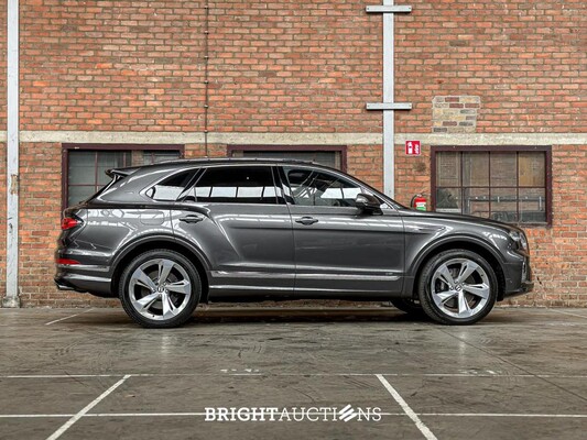 Bentley Bentayga 4.0 V8 First-Edition 550pk 2021