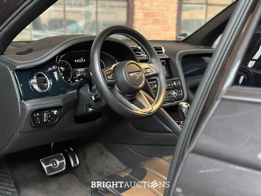 Bentley Bentayga 4.0 V8 First-Edition 550pk 2021