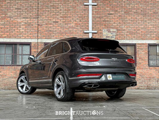 Bentley Bentayga 4.0 V8 First-Edition 550pk 2021