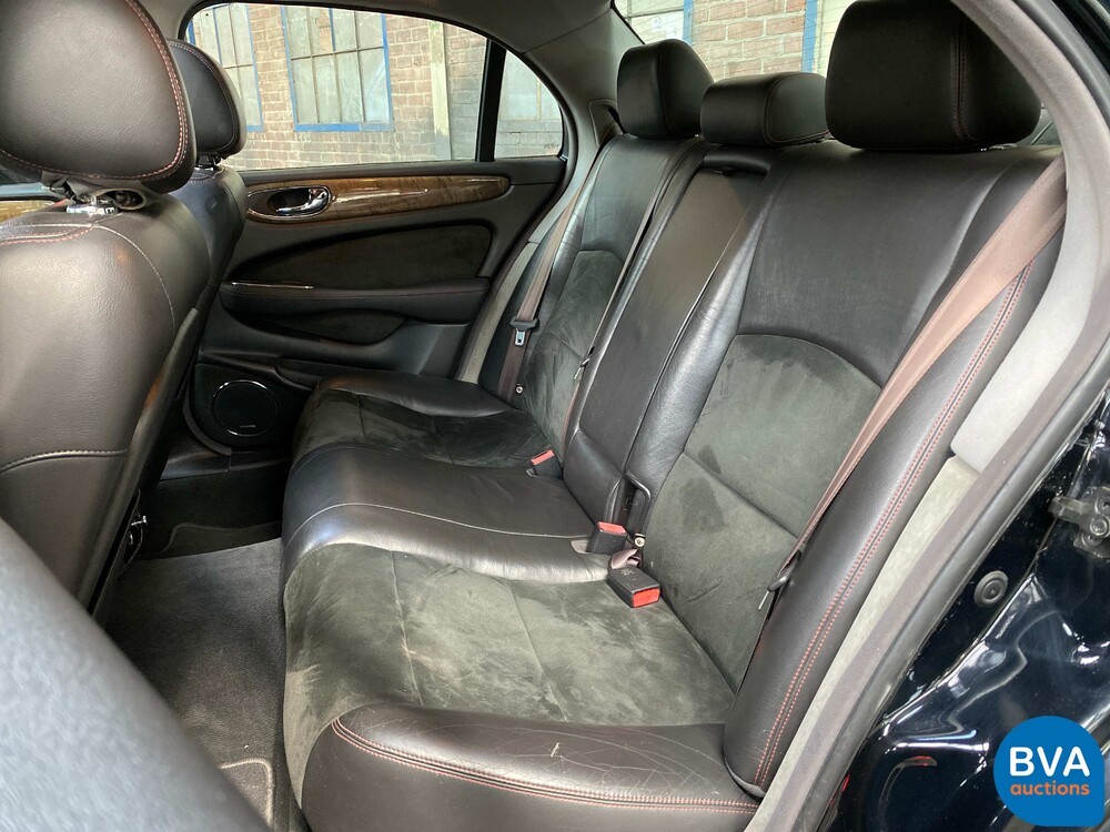 Jaguar XJR 4.2 V8 396pk 2003 -Org. NL-, 72-ND-VD