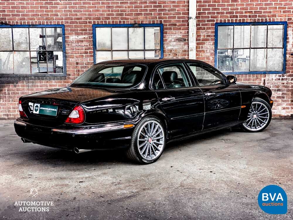 Jaguar XJR 4.2 V8 396pk 2003 -Org. NL-, 72-ND-VD