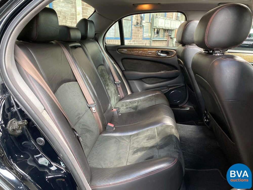 Jaguar XJR 4.2 V8 396pk 2003 -Org. NL-, 72-ND-VD