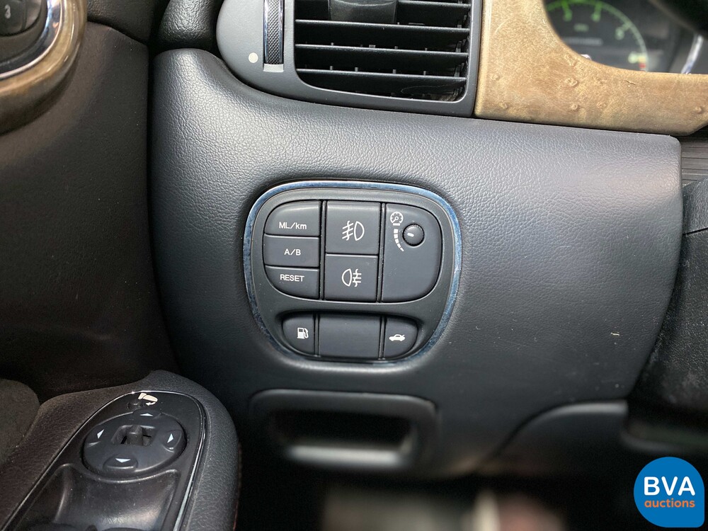 Jaguar XJR 4.2 V8 396pk 2003 -Org. NL-, 72-ND-VD