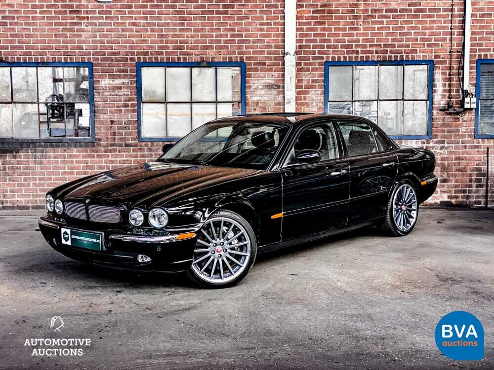 Jaguar XJR 4.2 V8 396pk 2003 -Org. NL-, 72-ND-VD