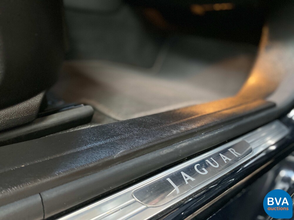 Jaguar XJR 4.2 V8 396pk 2003 -Org. NL-, 72-ND-VD