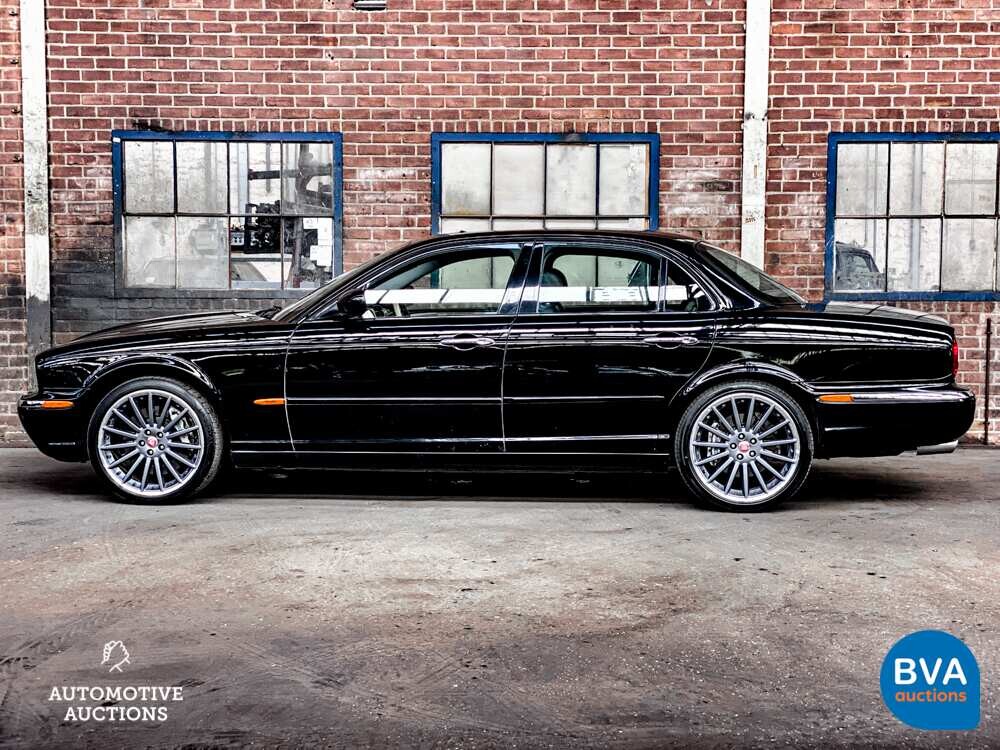 Jaguar XJR 4.2 V8 396pk 2003 -Org. NL-, 72-ND-VD