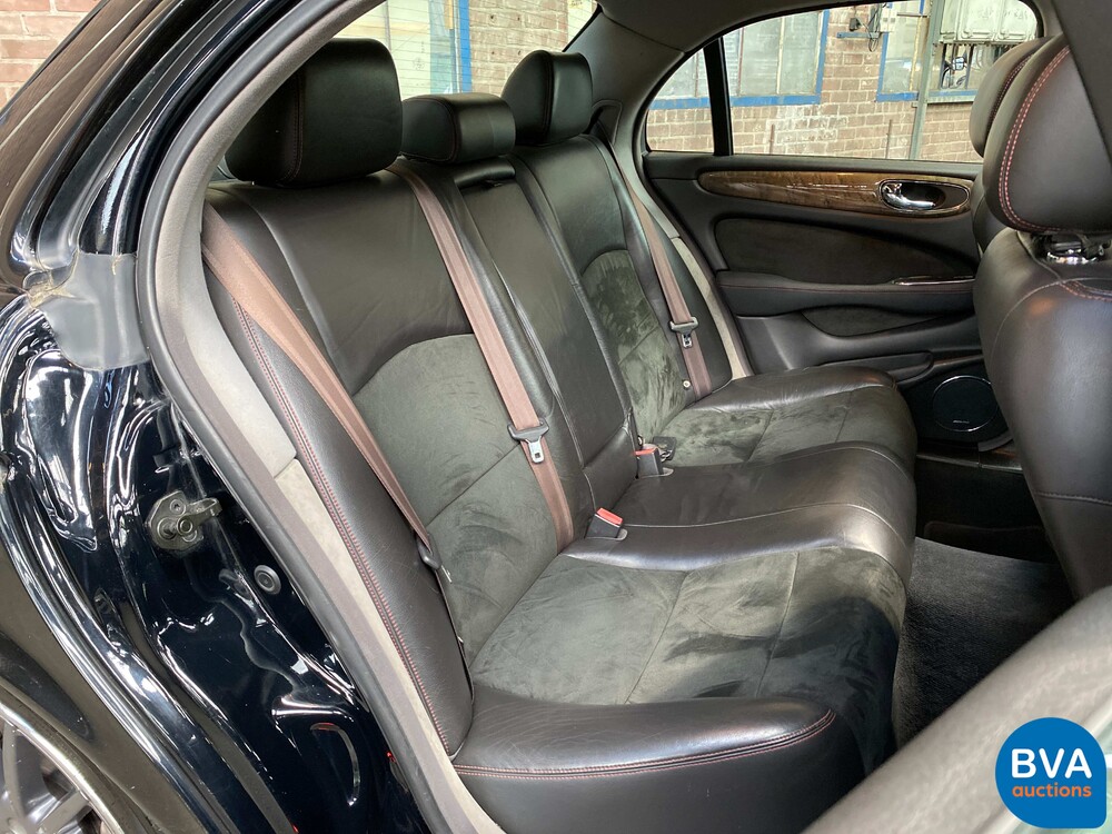Jaguar XJR 4.2 V8 396pk 2003 -Org. NL-, 72-ND-VD