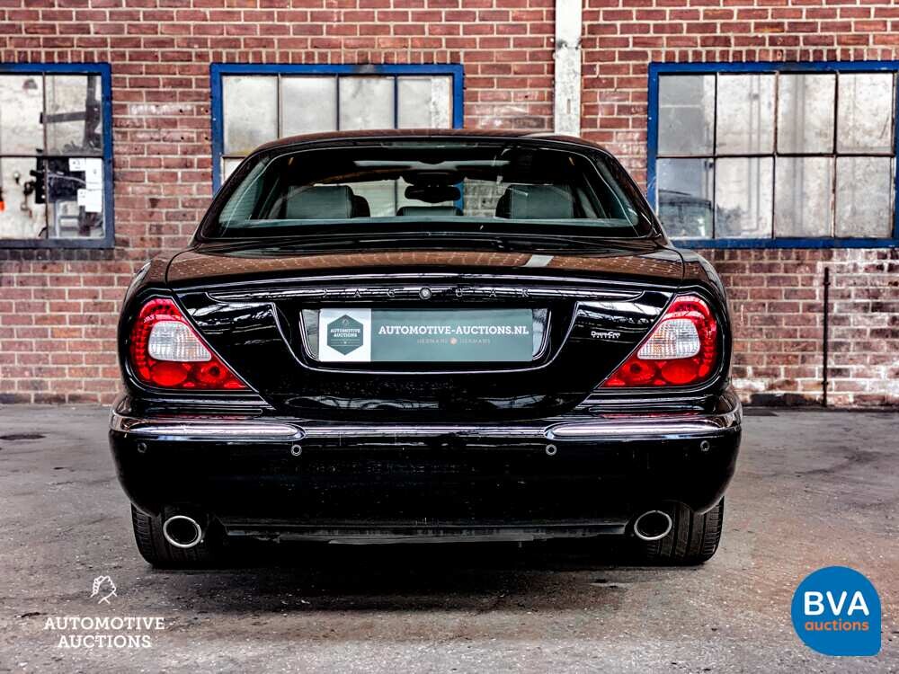Jaguar XJR 4.2 V8 396pk 2003 -Org. NL-, 72-ND-VD