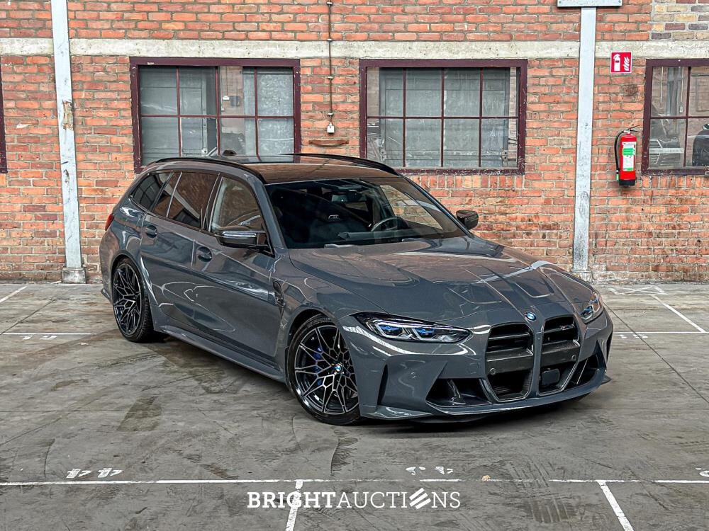 BMW M3 Competition Touring xDrive 510pk 2023 - AKRAPOVIC - FACELIFT - (Origineel-NL + 1e Eigenaar) 3-serie G81, NL-Kenteken