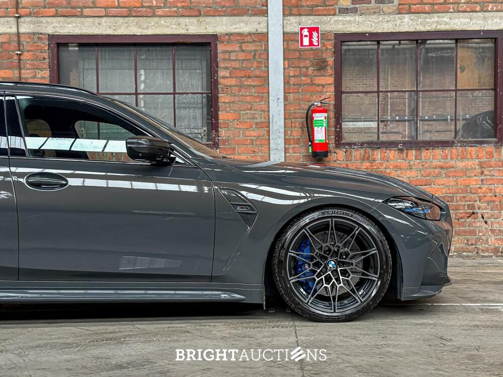 BMW M3 Competition Touring xDrive 510pk 2023 - AKRAPOVIC - FACELIFT - (Origineel-NL + 1e Eigenaar) 3-serie G81, NL-Kenteken