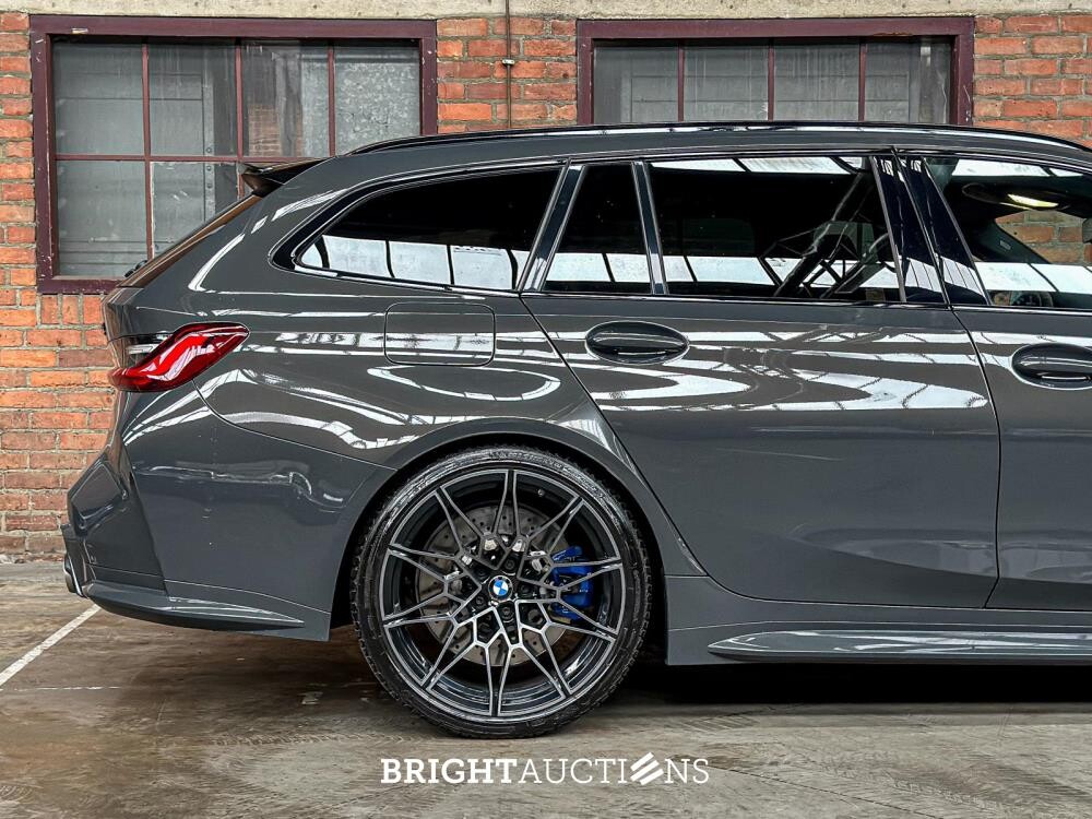 BMW M3 Competition Touring xDrive 510pk 2023 - AKRAPOVIC - FACELIFT - (Origineel-NL + 1e Eigenaar) 3-serie G81, NL-Kenteken